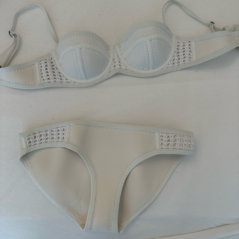Triangl balconette bikini